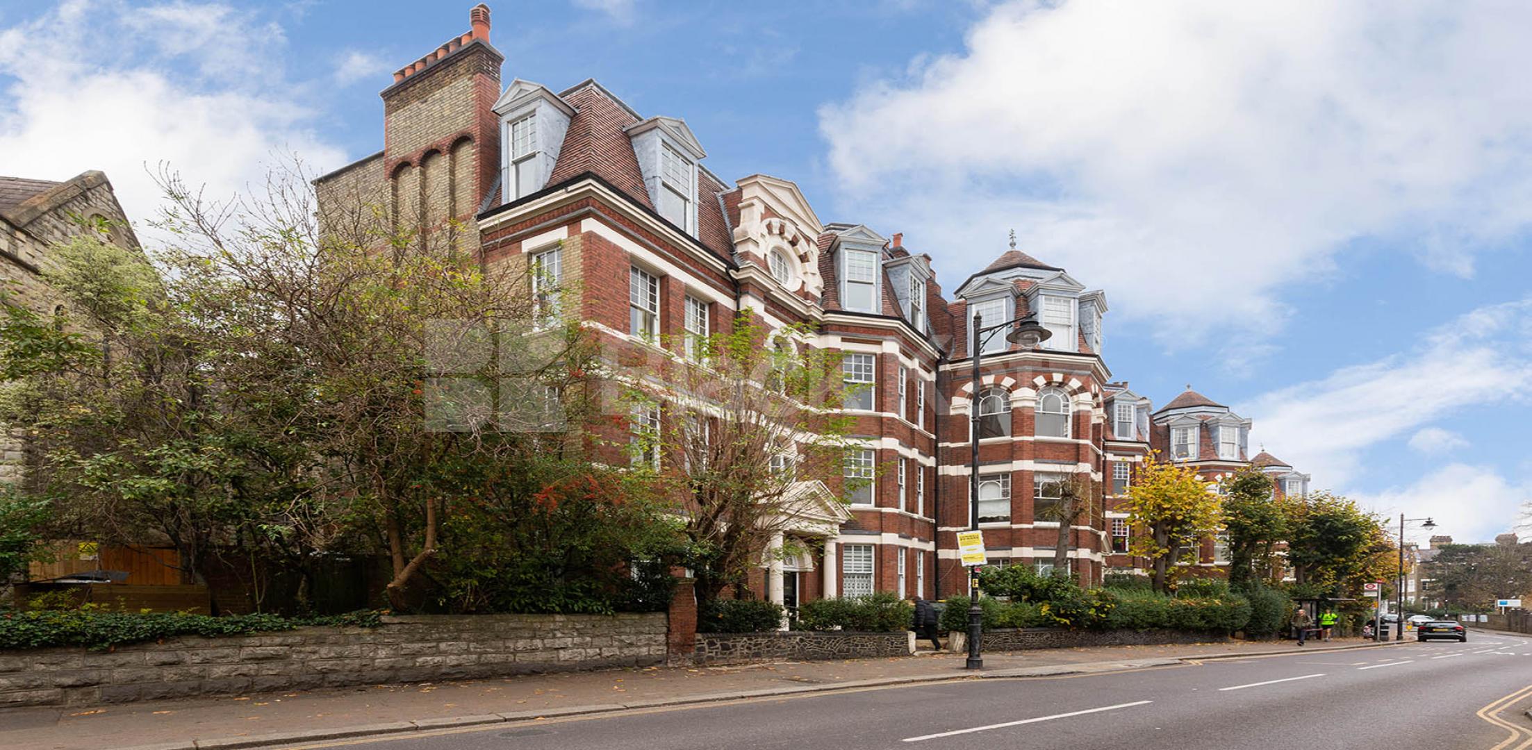 			3 Bedroom, 1 bath, 1 reception Apartment			 Hornsey Lane, HIGHGATE - ARCHWAY